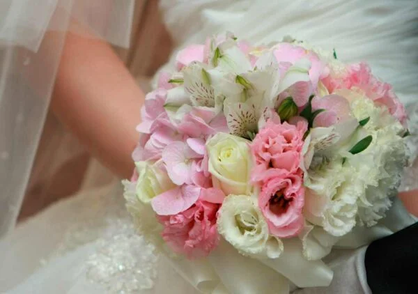 En este momento estás viendo Decoración con flores para boda: ideas únicas para un ambiente mágico e inolvidable